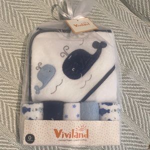 Viviland hooded towel 5 wash cloths NWT 0+months